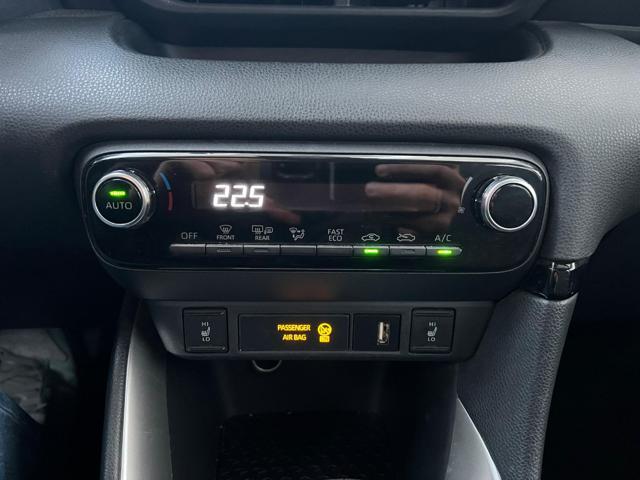 TOYOTA Yaris 1.5 Hybrid 5 porte BS- Retrocamera-Navi-ClAut-sed