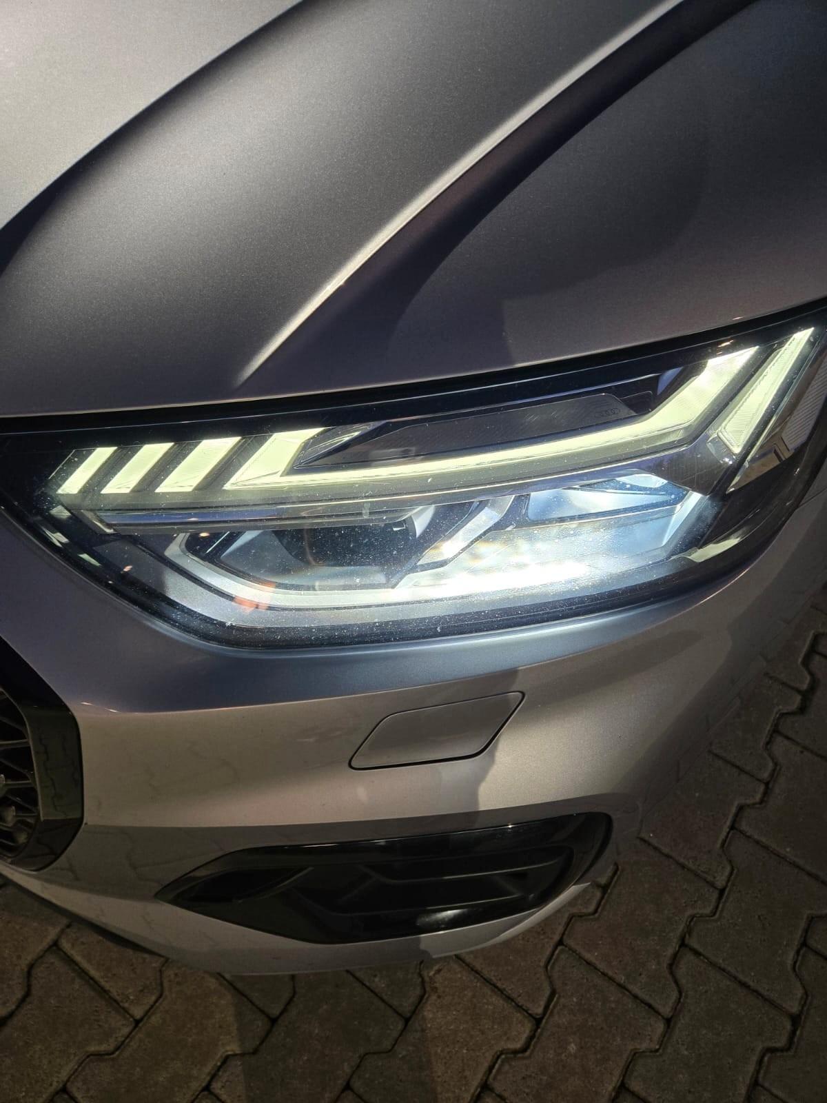 Audi Q5 SLINE STRAFULL