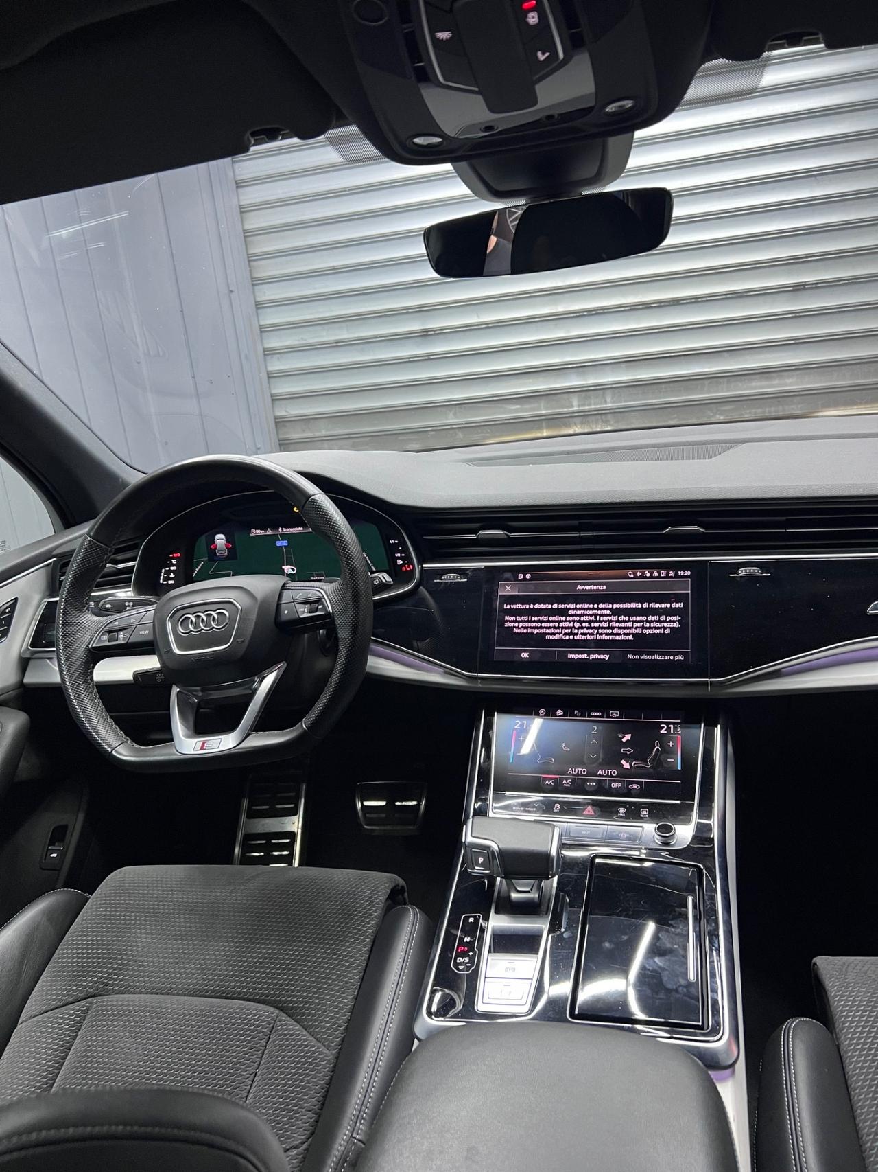 Audi Q7 SOLO NOLEGGIO ***ONLY RENT