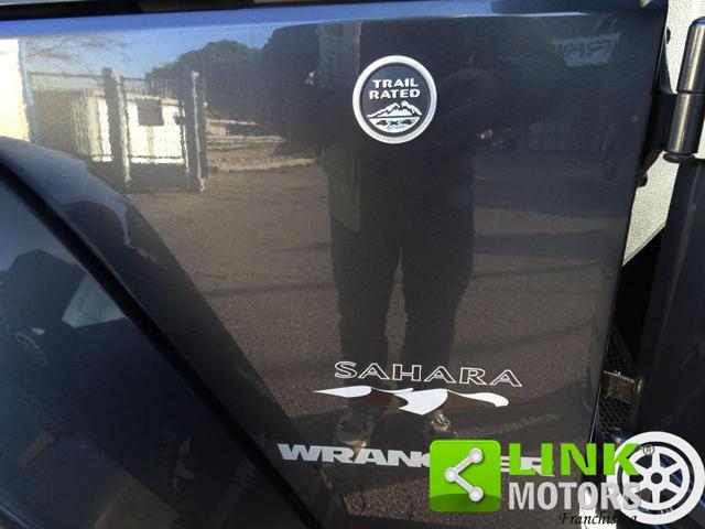 JEEP Wrangler 2.8 CRD DPF Sahara 4x4 automatic