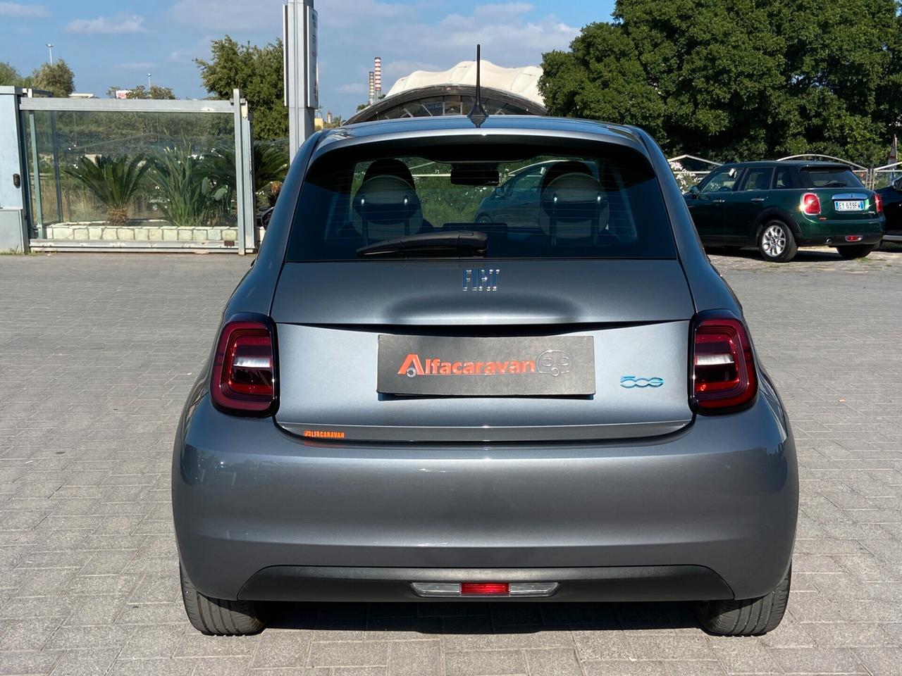 Fiat 500 Icon Berlina 42 kWh