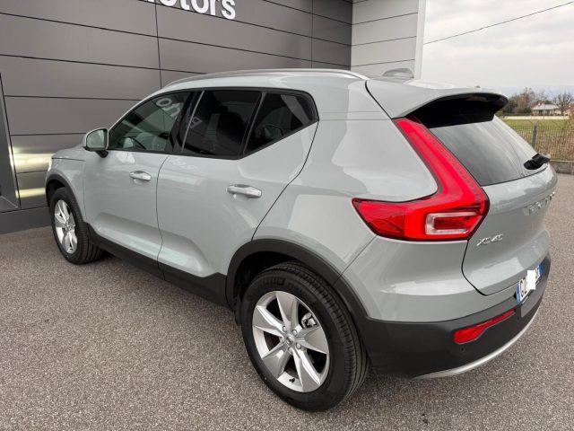 VOLVO XC40 B3 2.0 163cv Core GARANZIA 5 ANNI-IVA ESP.-WINTER