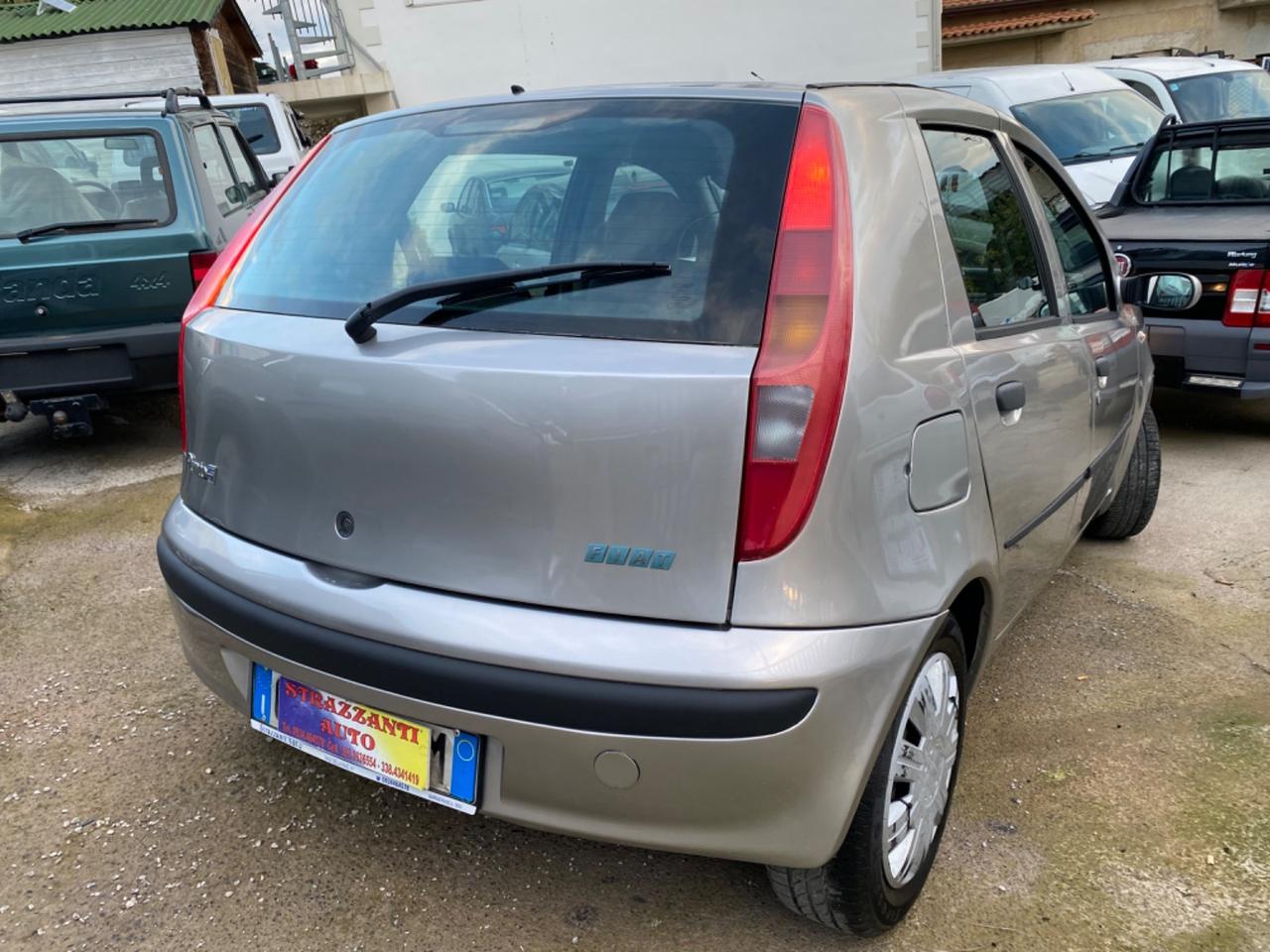 Fiat Punto 1.2i cat 5 porte CLIMA UNICOPRO2003