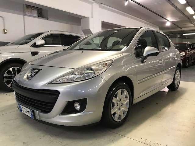 Peugeot 207 207 5p 1.4 Gpl 75cv / BEN TENUTA
