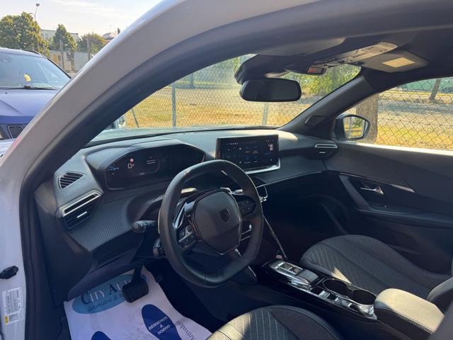 PEUGEOT 2008 Hybrid 145 e-DCS6 Allure