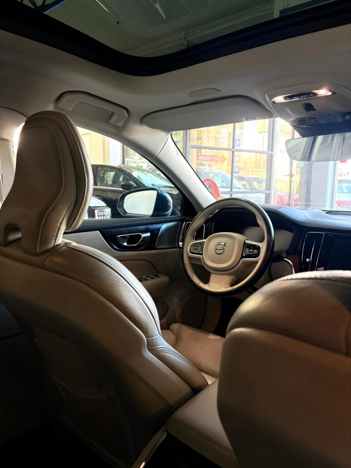 Volvo V60 D4 Geartronic R-design