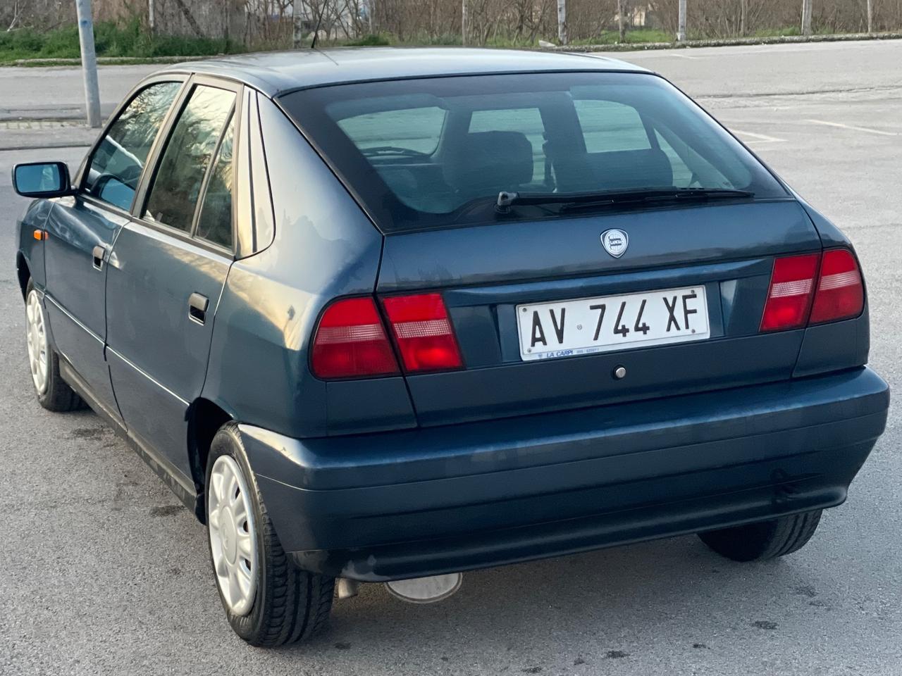 Lancia Delta 1.6 i.e. 16V 5P YOUNGTIMER 46000 KM