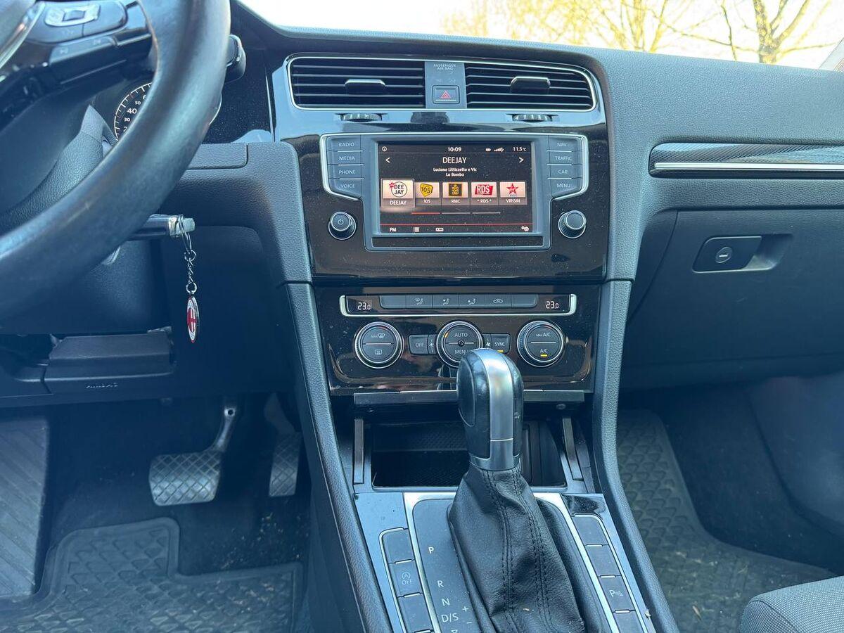 Volkswagen Golf 2.0 tdi Highline Executive 150cv 5p dsg E6