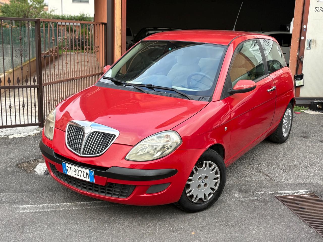 Lancia Ypsilon 1.2 GPL NEOPATENTATI