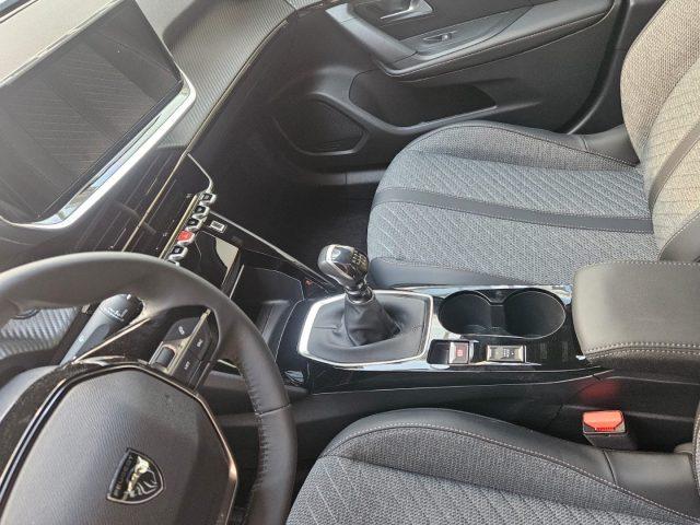 PEUGEOT 2008 PureTech 100 S&S Allure tua da ?249,00 mensili