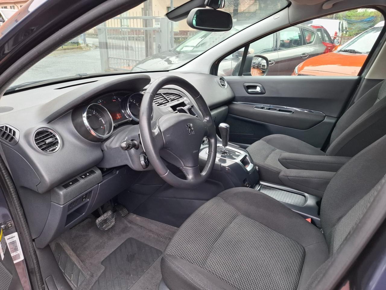 Peugeot 5008 1.6 e-HDi 112CV Stop&Start cambio robotizzato Tecno