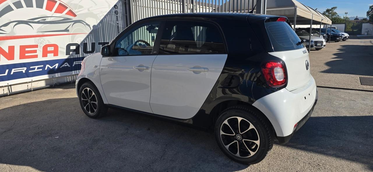 Smart ForFour 70 1.0 Passion