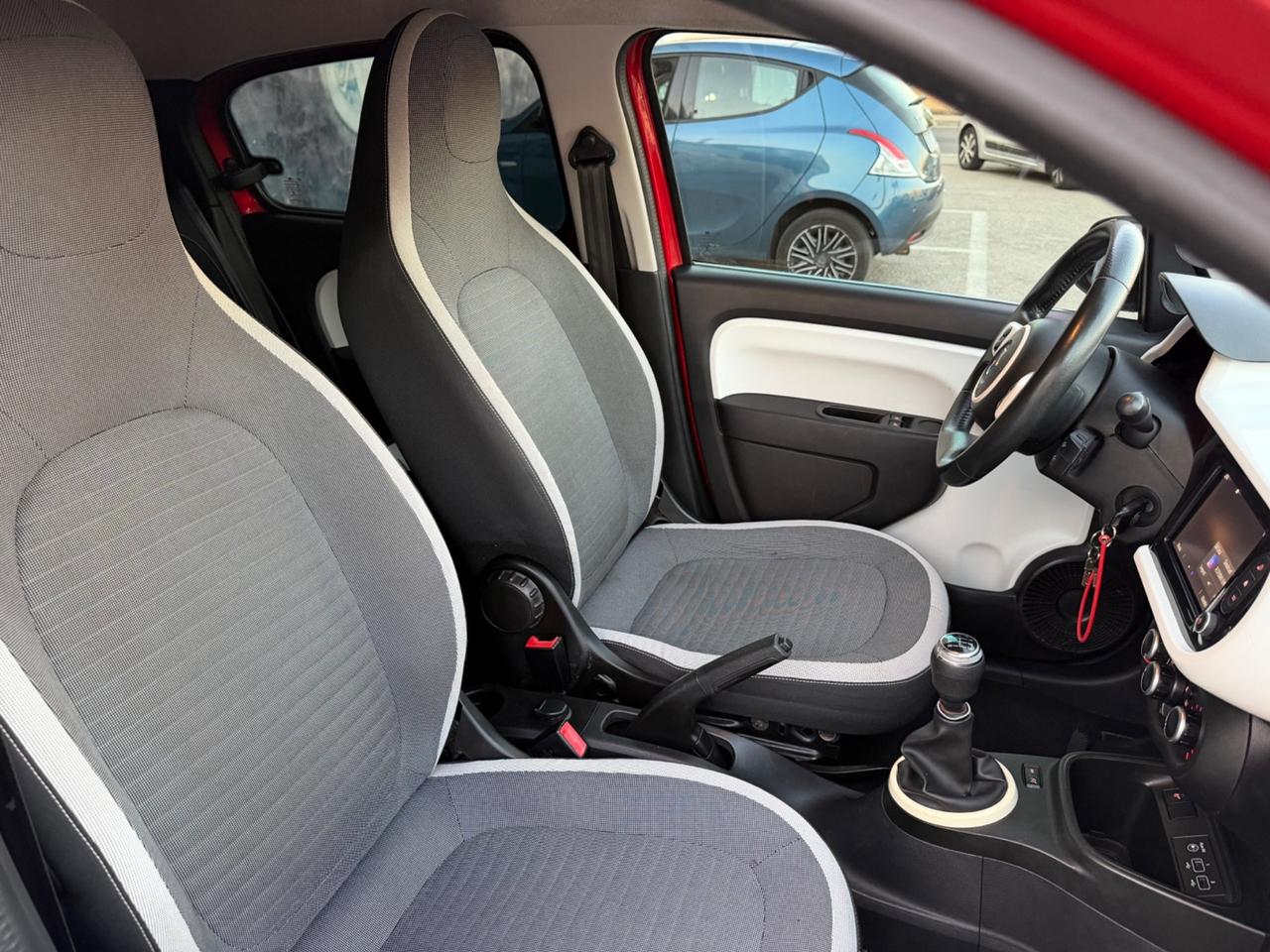 Renault Twingo SCe 65 CV Intens