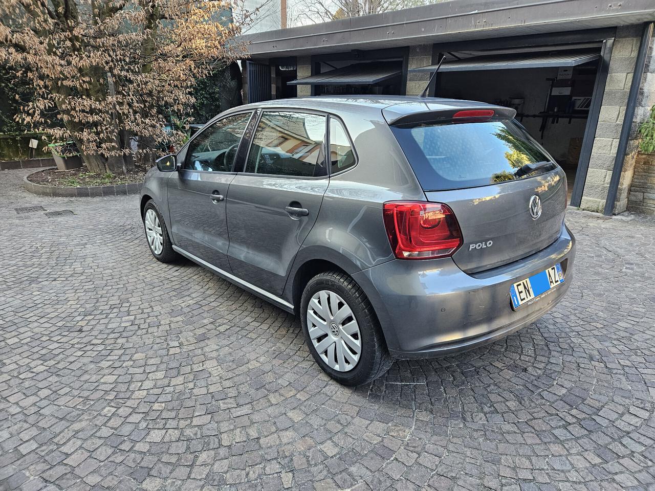 Volkswagen Polo Trendline - 1.2 Benzina - 60 CV - Euro 5 - NEOPATENTATI