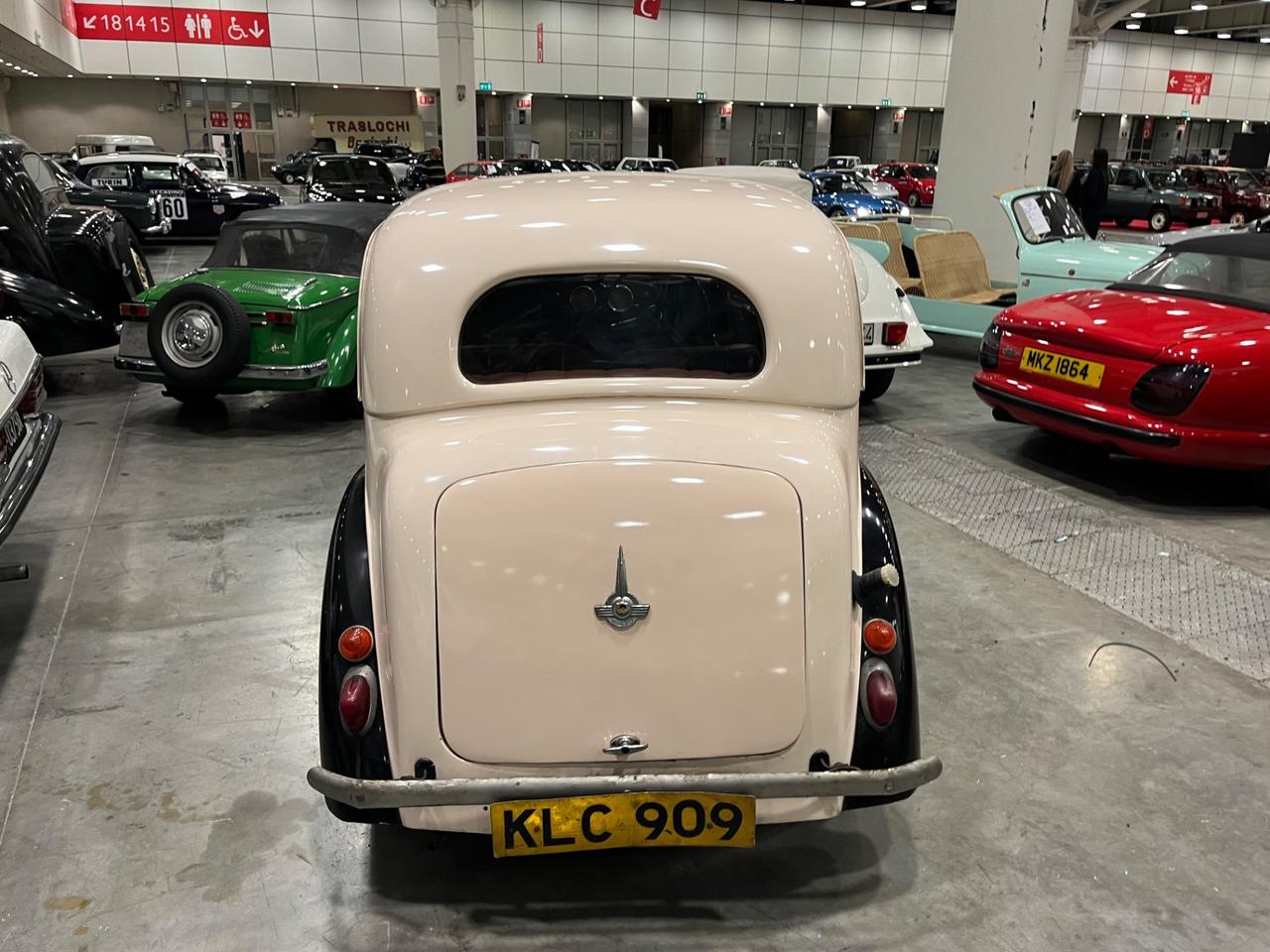 Morris Eight anni 40