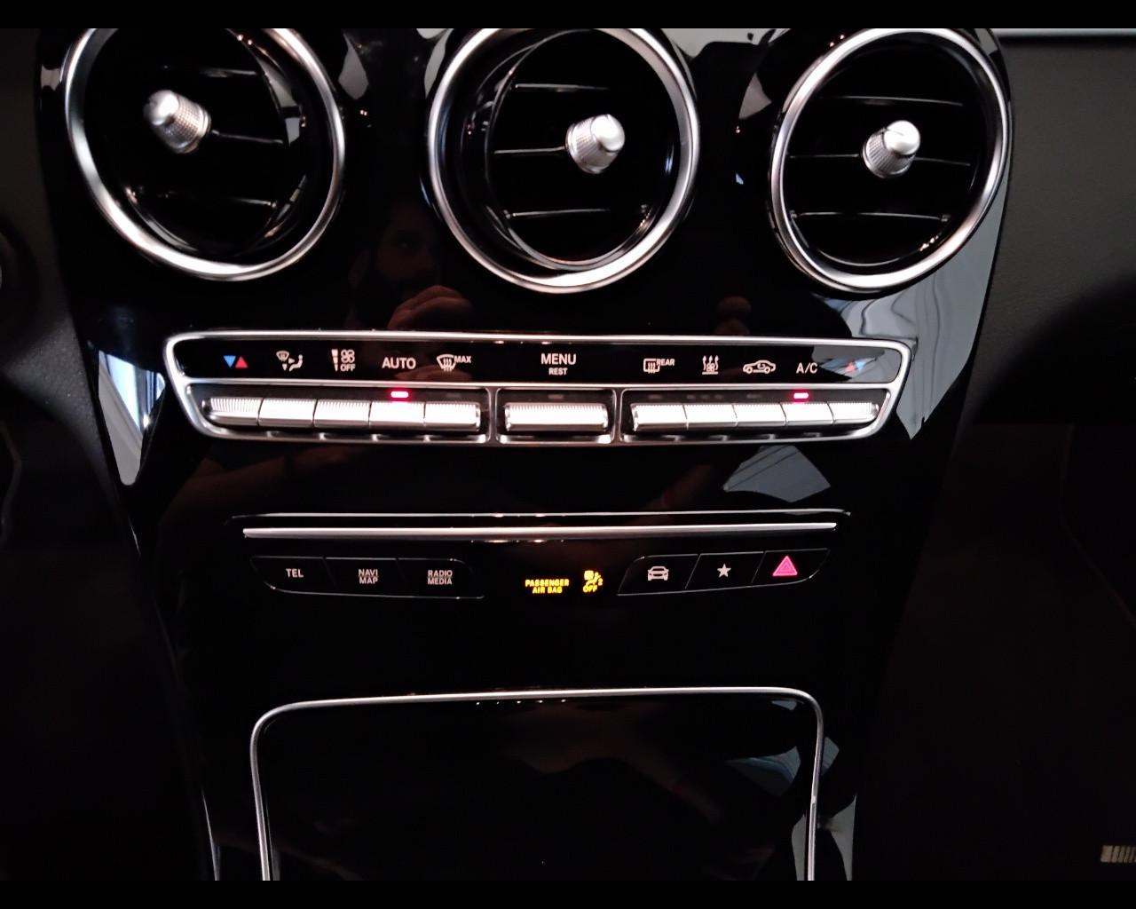 Mercedes-Benz GLC Coupe - C253 2019 - GLC Coupe 300 de phev (eq-power) Nig