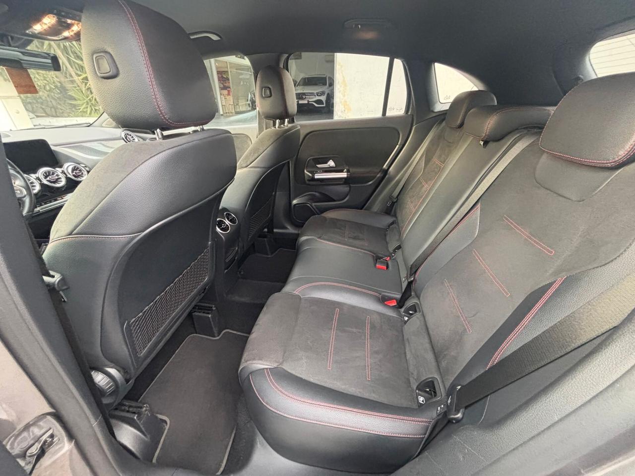 Mercedes-benz GLA 200 Mercedes 200d Premium AMG