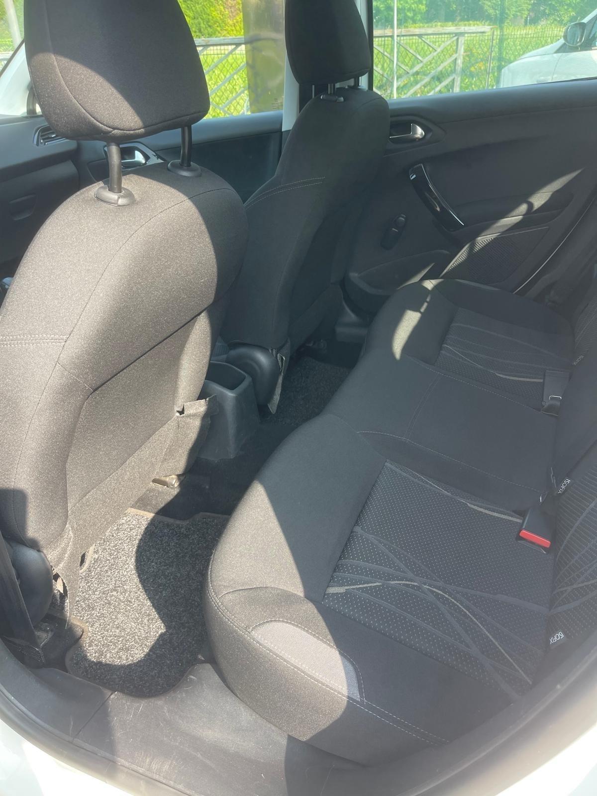Peugeot 208 PureTech CINGHIA NUOVA 85000 Km