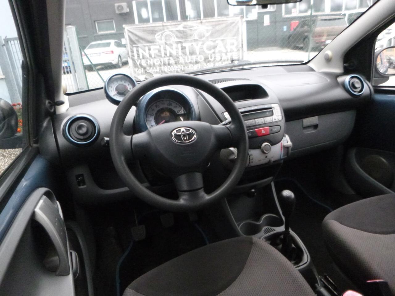 Toyota Aygo 1.0 12V VVT-i 5 porte