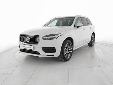 Volvo XC90 2.0 b5 Momentum Pro awd