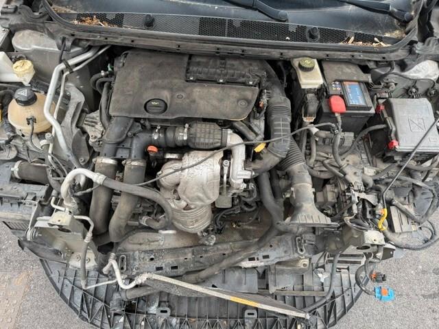 Peugeot 308 BlueHDi 100 S&S Business