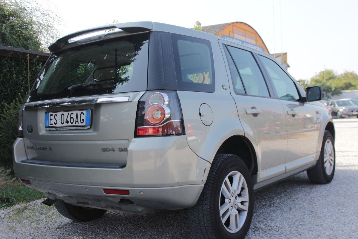 LAND ROVER - Freelander - 2.2 SD4 S.W. SE