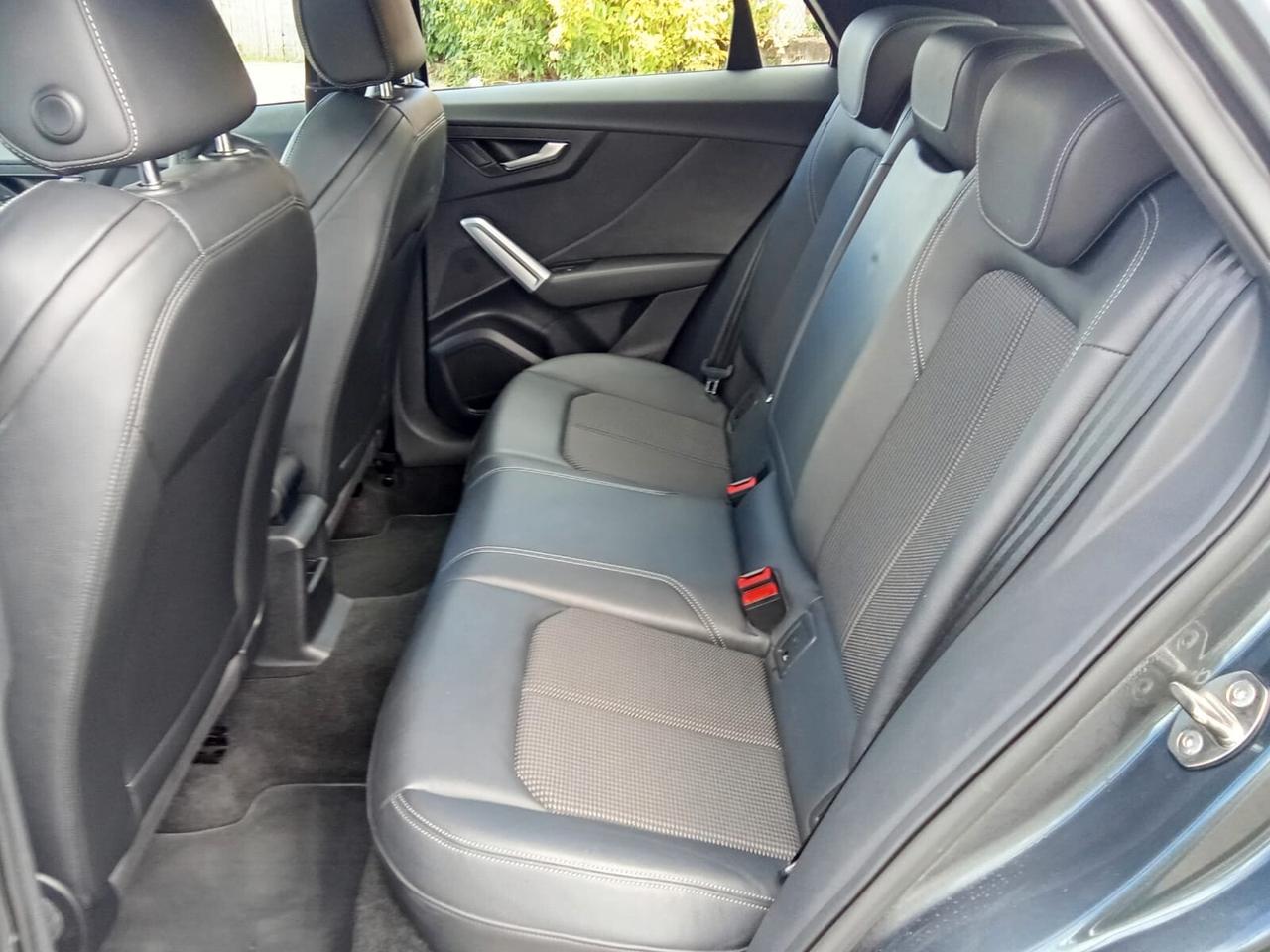 Audi Q2 Q2/SLINE/TETTO PAN/CERCHI 18/C.AUT/NAVI/PDC/CERCHI 18/PORT ELETTRICO/TAG.CERT/PORT ELETTRICO/KEY LESS GO!