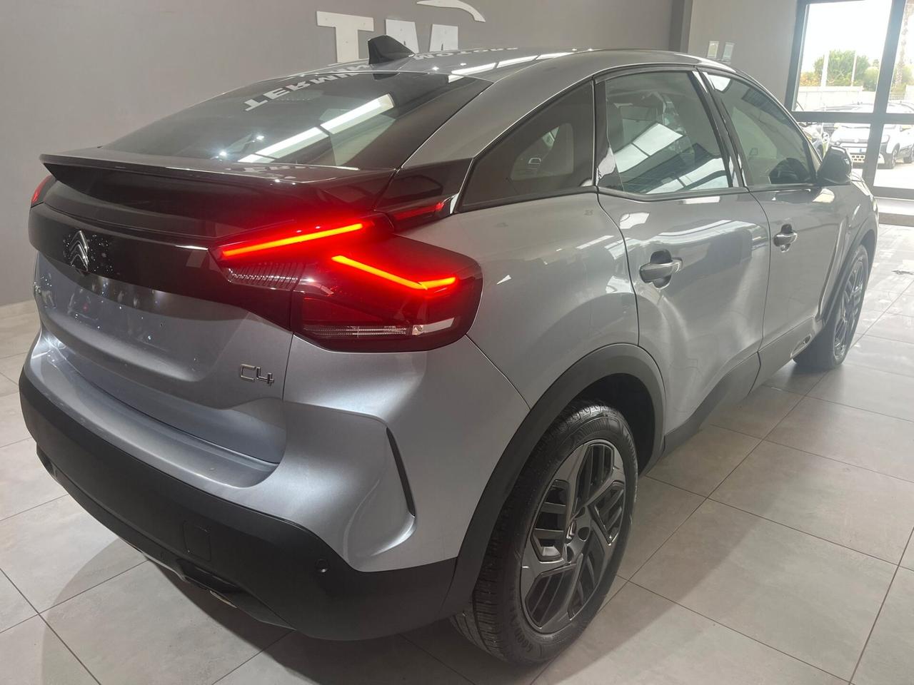 Citroen C4 PureTech 130 S&S EAT8 Plus