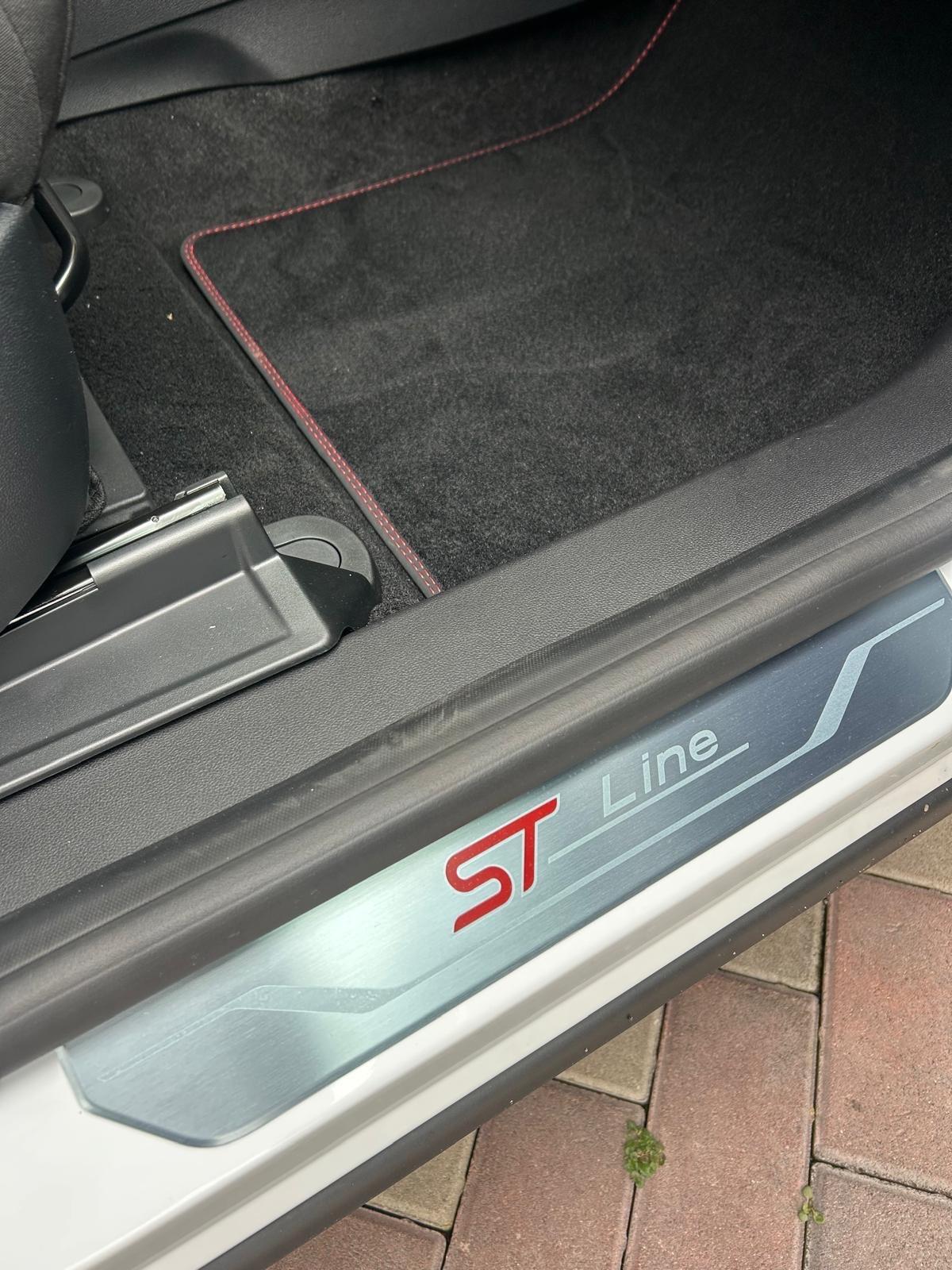 Ford Puma 1.0 EcoBoost Hybrid 125 CV S&S ST-Line