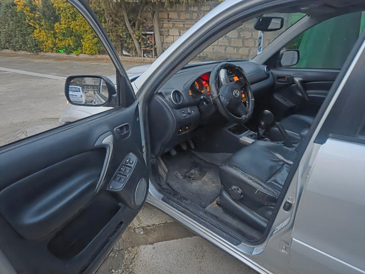 Toyota RAV 4 RAV4 2.0 Tdi D-4D cat 5 porte Sol