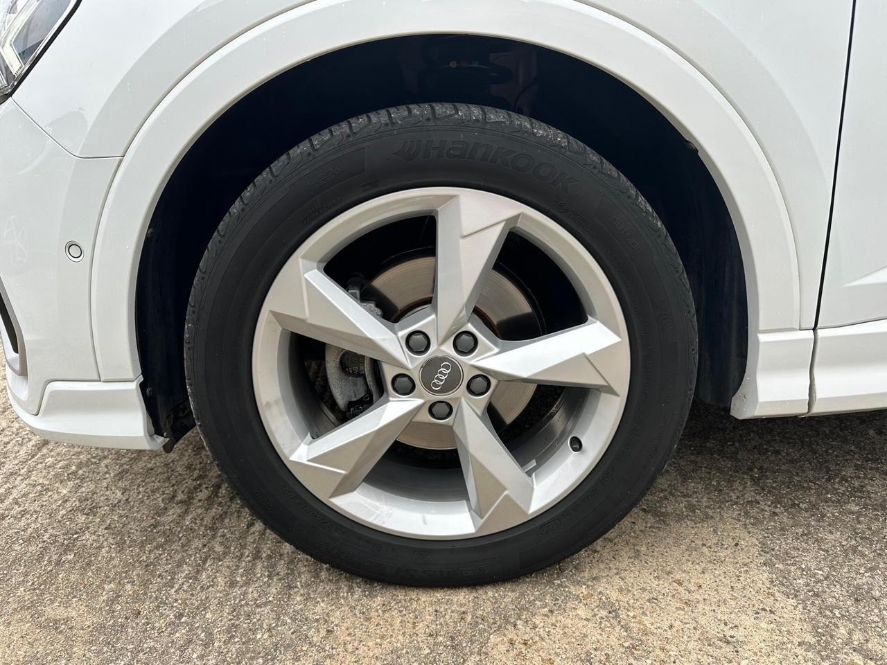Audi Q3 SPB 35 TDI quattro S line edition