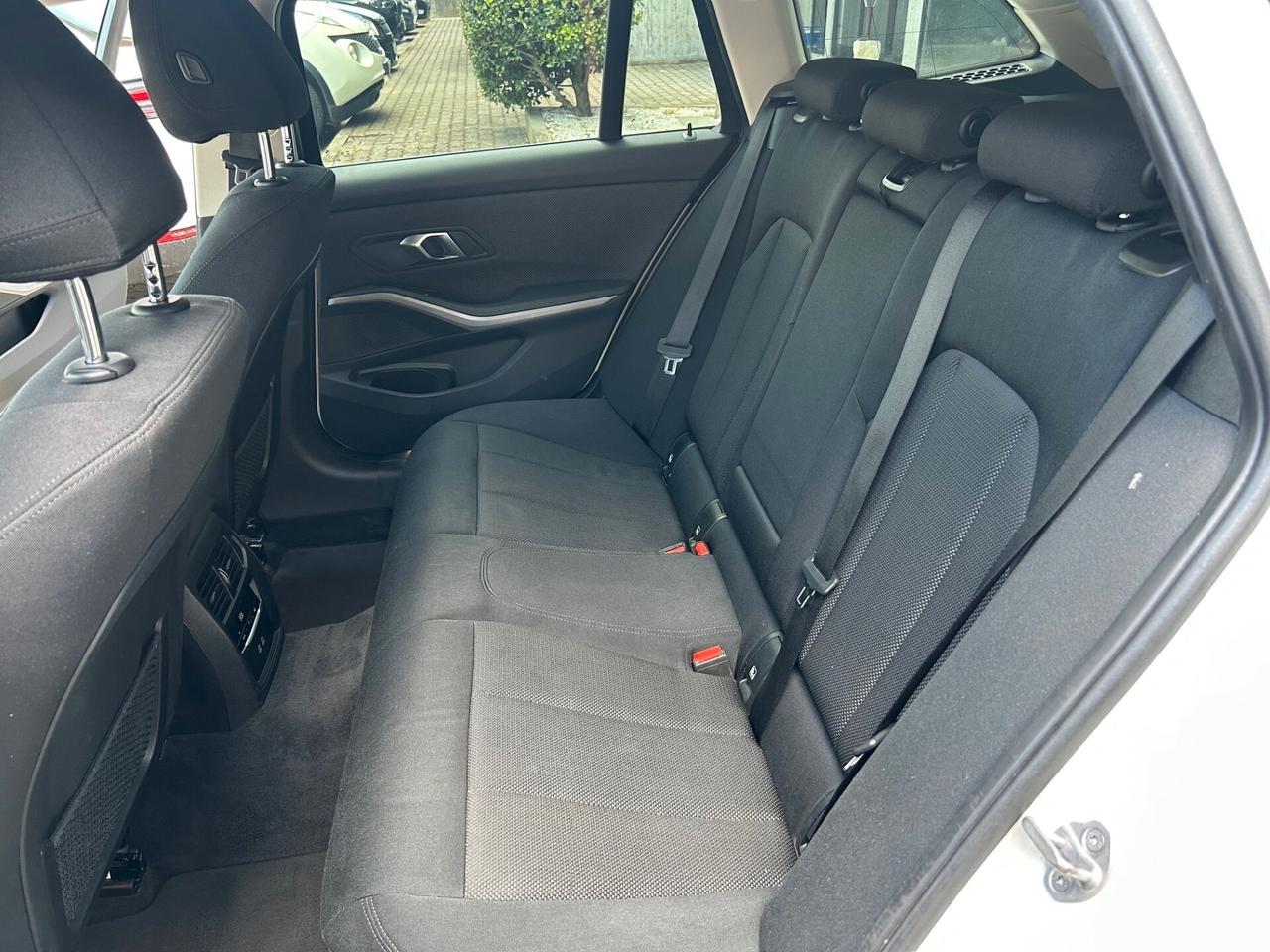 BMW 318 i 318i Touring Business Advantage auto