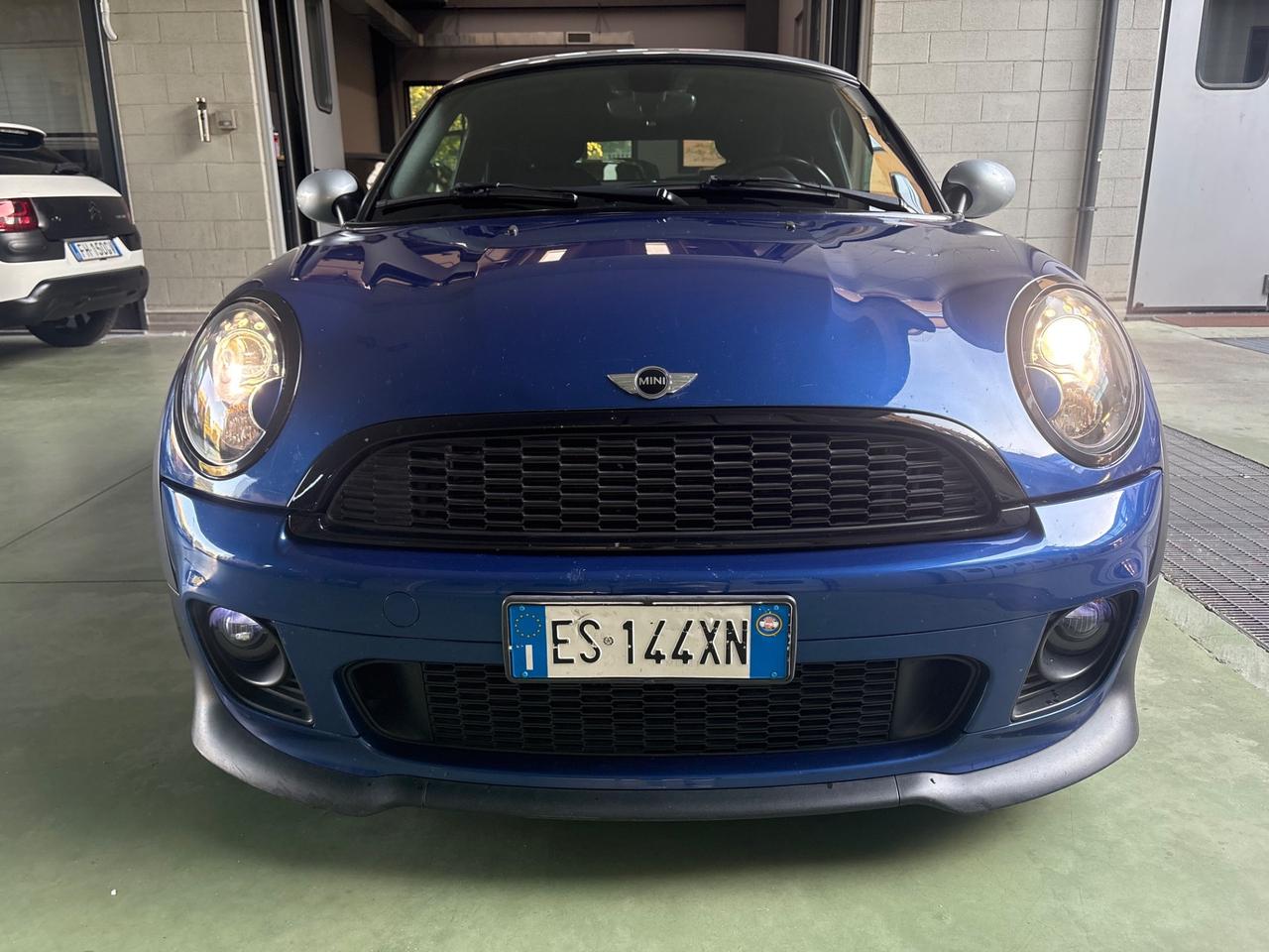 Mini Cooper Coupe 1.6 Coupé Allestimento John Works.
