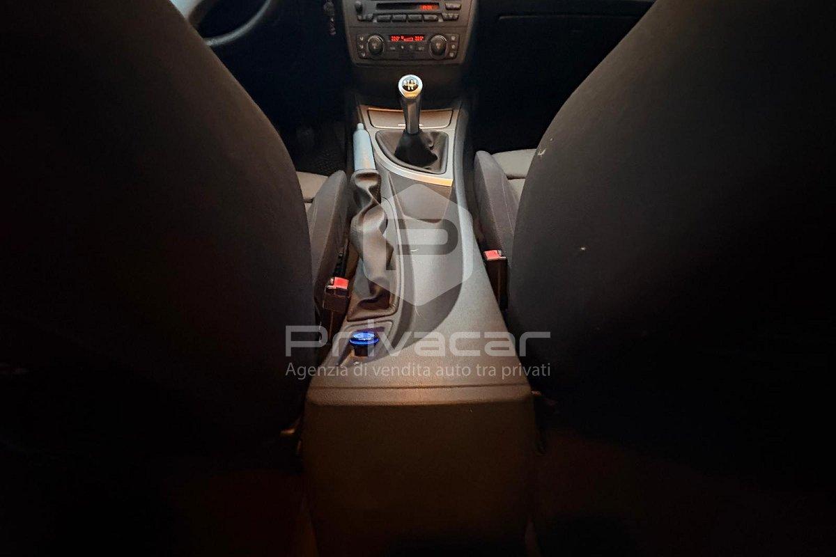 BMW 118i cat 5 porte Eletta