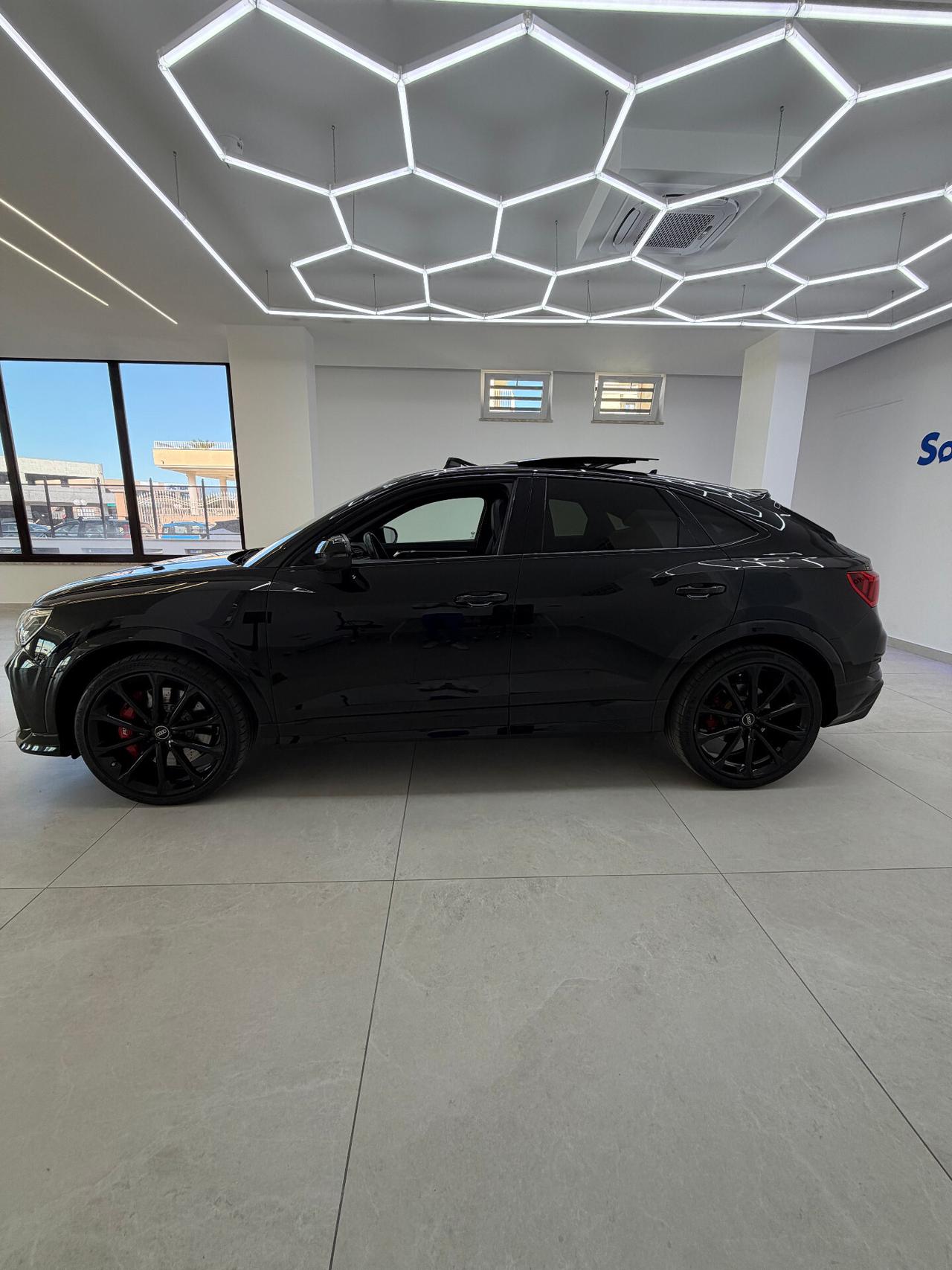 Audi RS Q3 versione unica