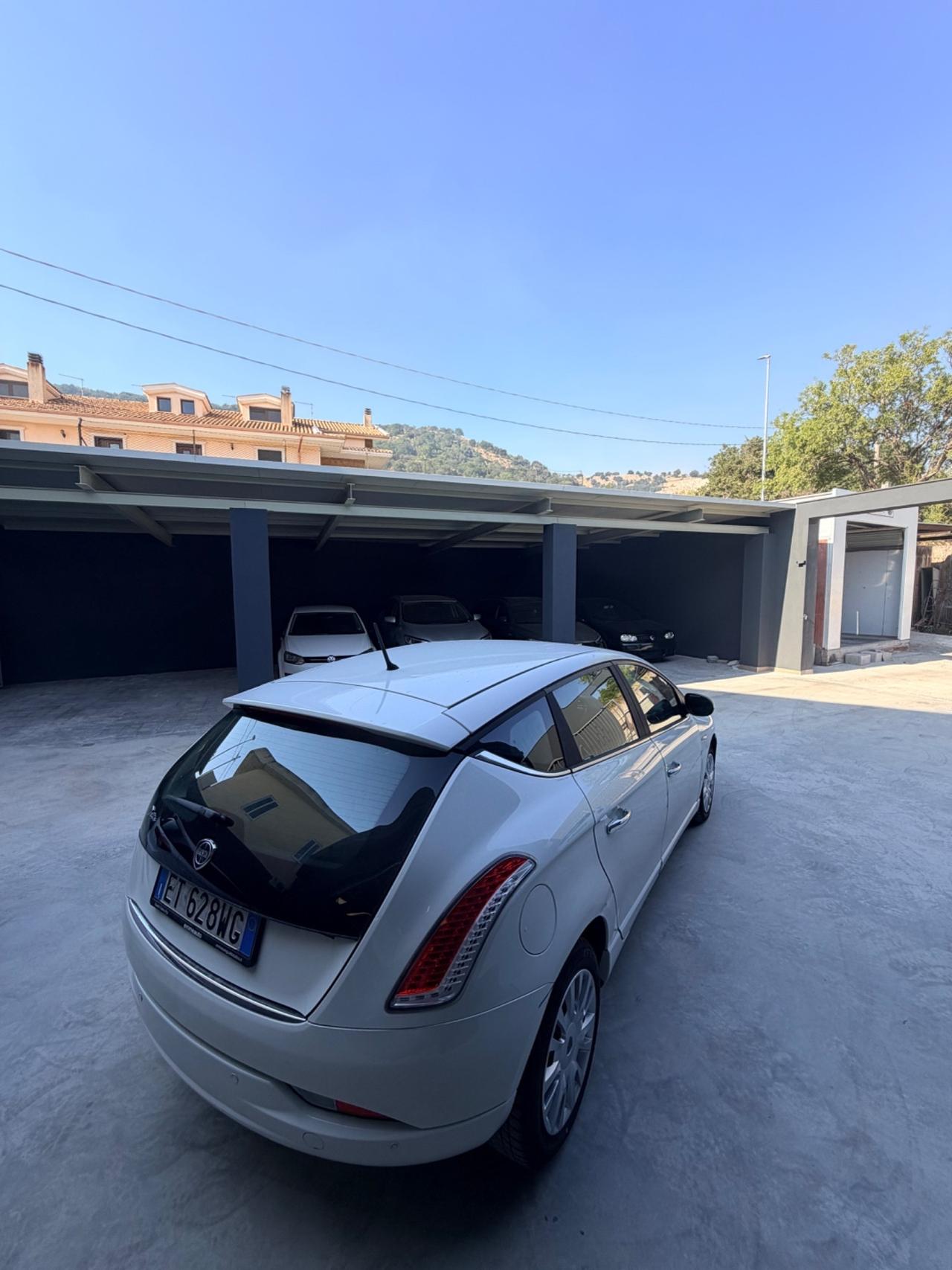 Lancia Delta 1.6 MJT DPF Gold