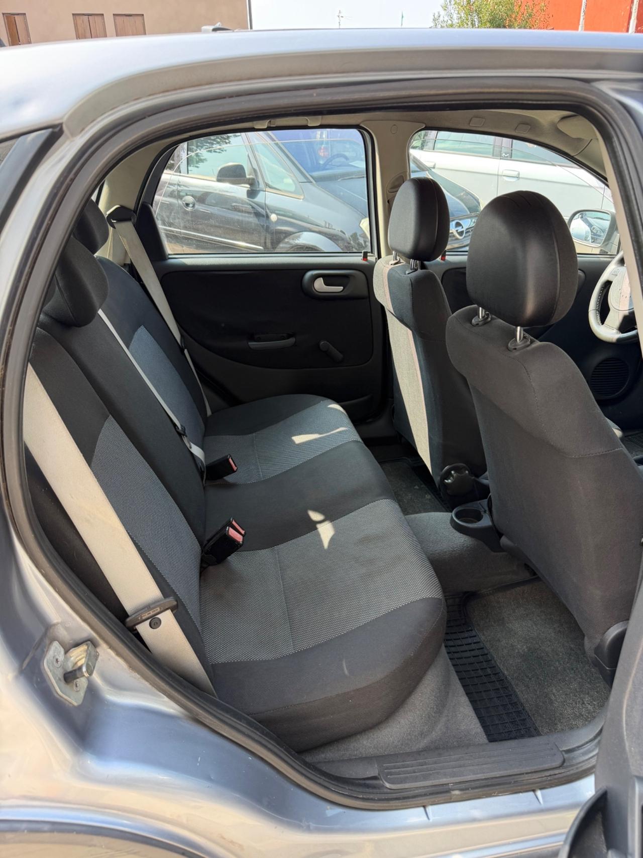 Opel Corsa 1.2i 16V cat 5 porte Enjoy
