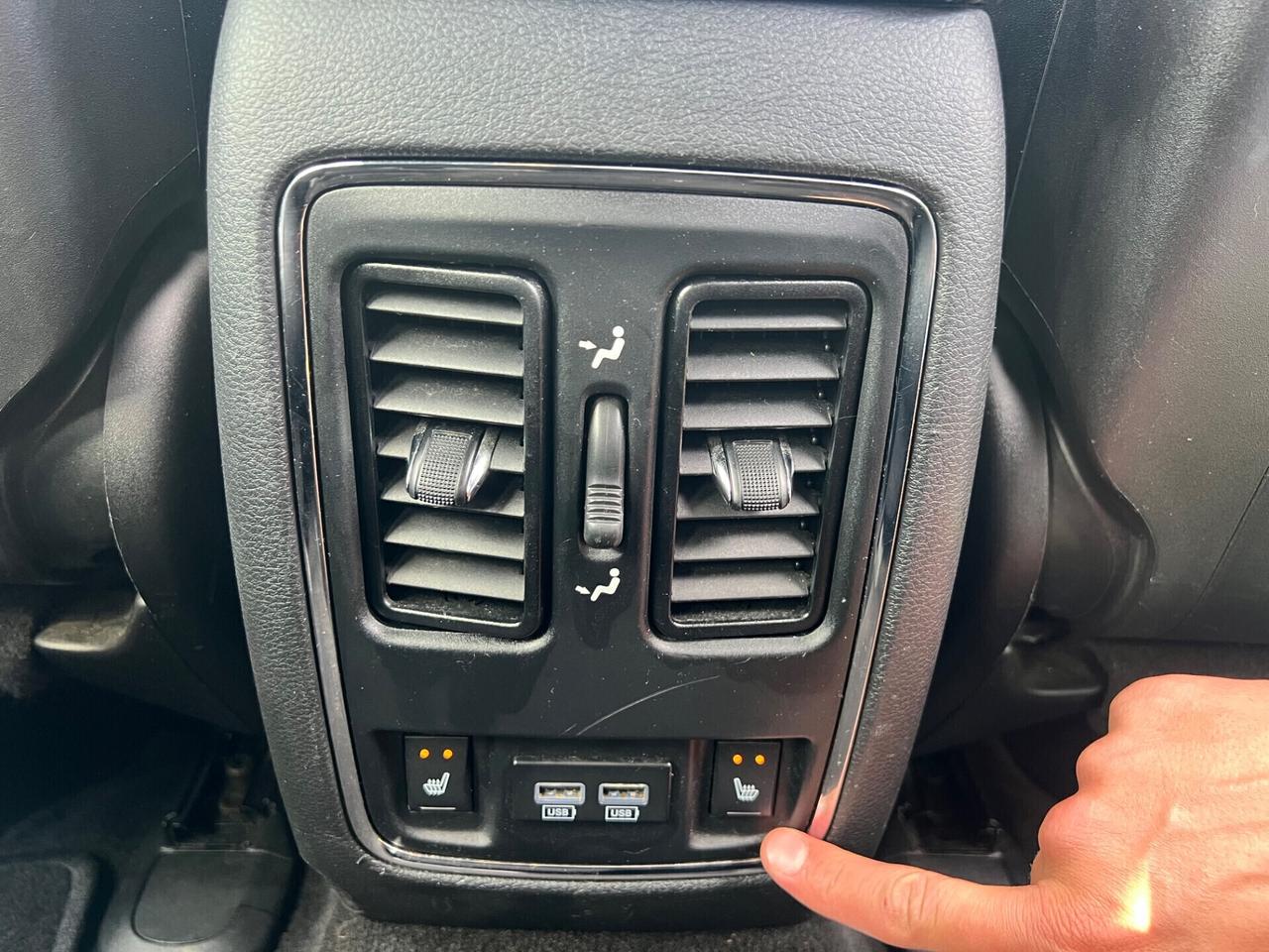 Jeep Grand Cherokee Overland FULL-OPTIONAL