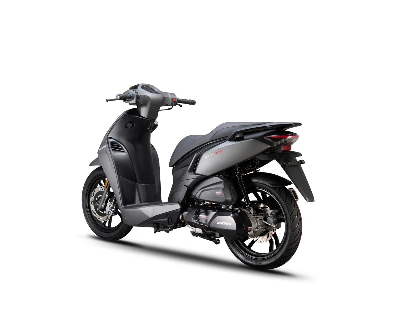 Velocifero City-One 125 ruote alte Roma