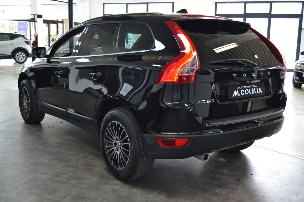 Volvo XC60 2.0 D3 Momentum KMDOC/Fatture/Tagliandi