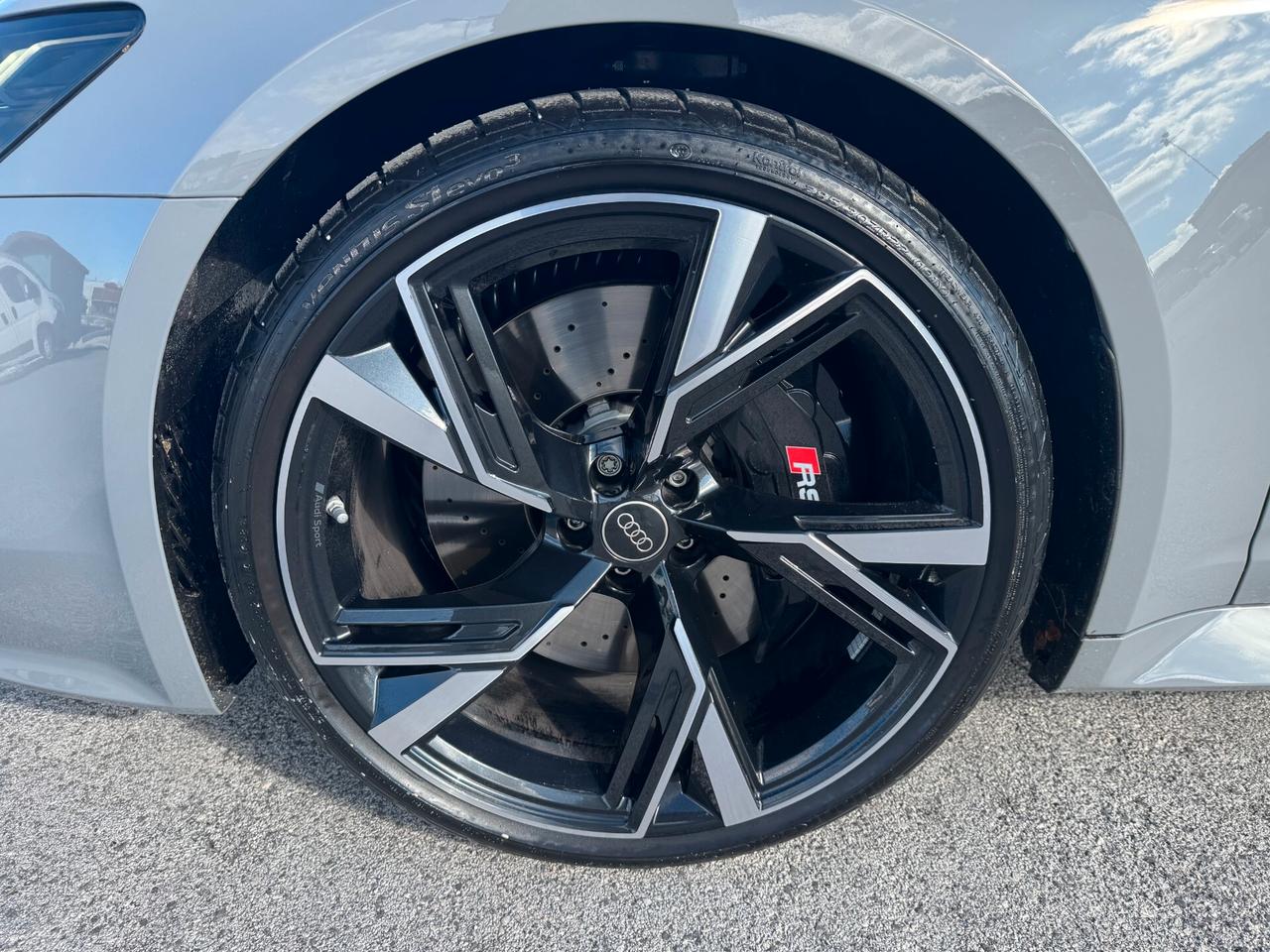 Audi RS6 RS 6 Avant 4.0 TFSI V8 quattro tiptronic