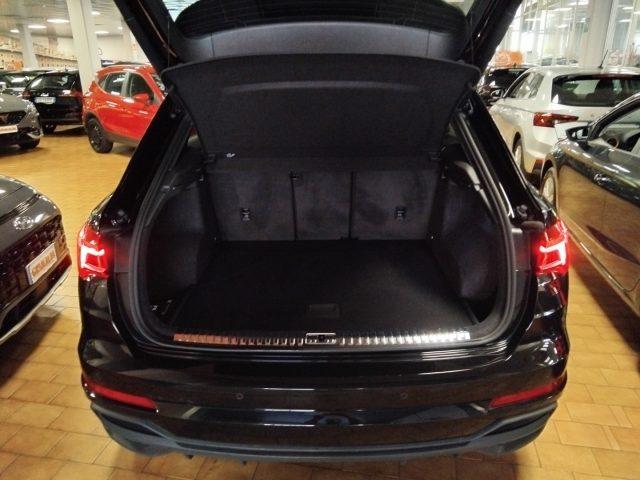 AUDI Q3 35 TDI S tr.Identity Black 20" FULL