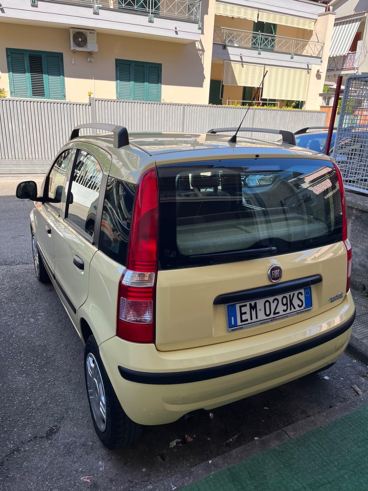FIAT PANDA 2012 A METANO FULL OPTIONAL A.F.F.A.R.E