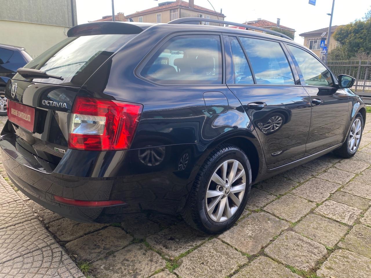 Skoda Octavia 1.5 DSG Wagon Executive G-Tec