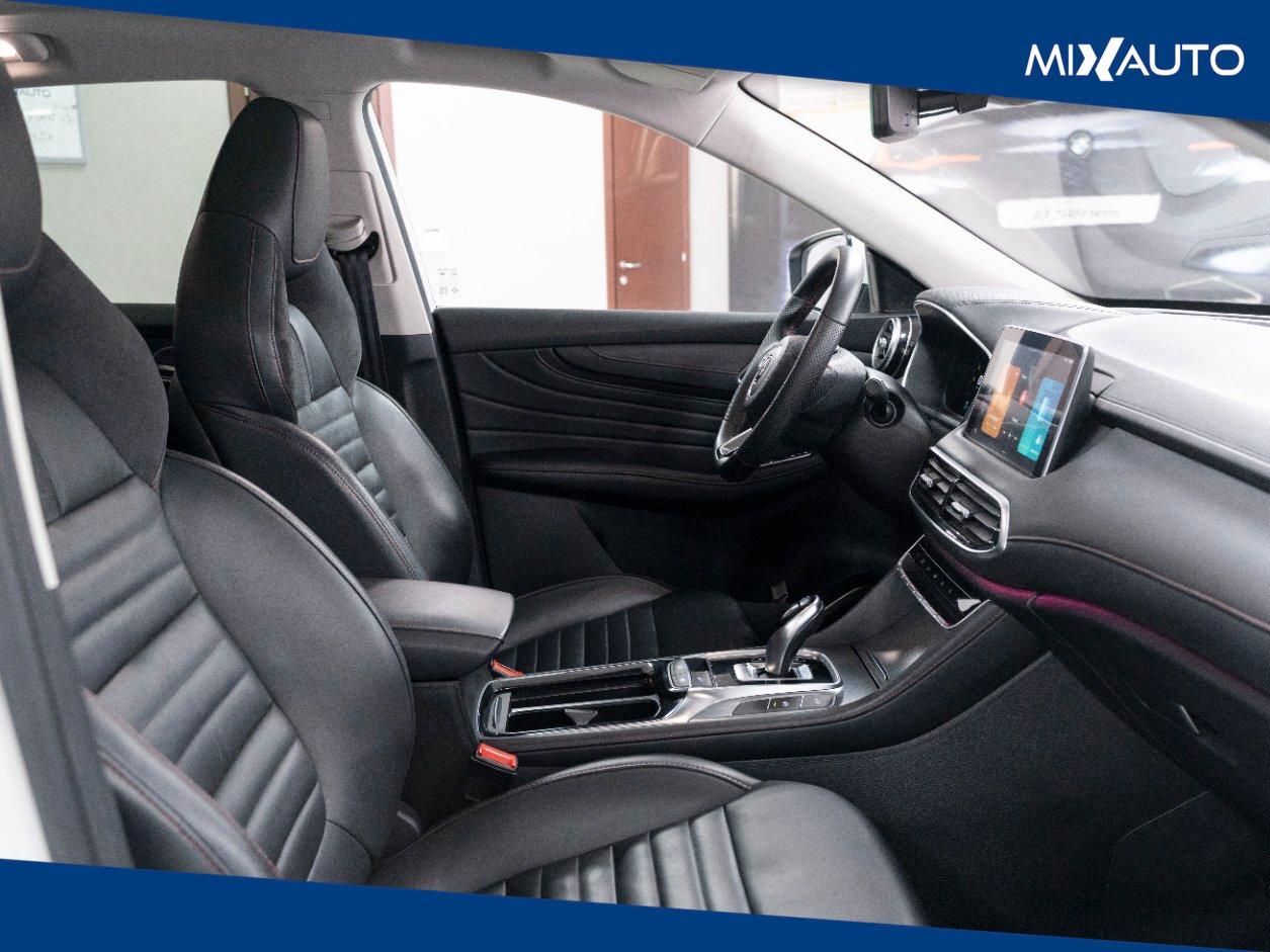 MG HS 1.5T DCT Luxury 2WD AUTO