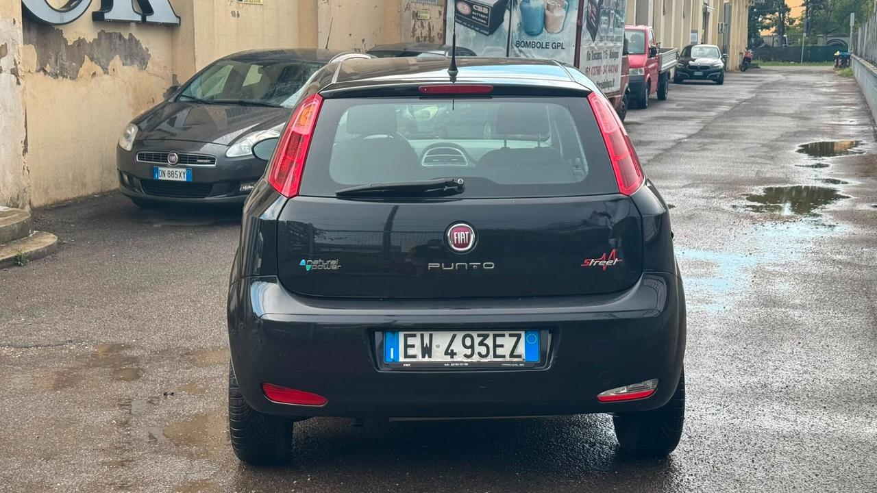 Fiat Punto 1.4 8V 5 porte Natural Power Lounge