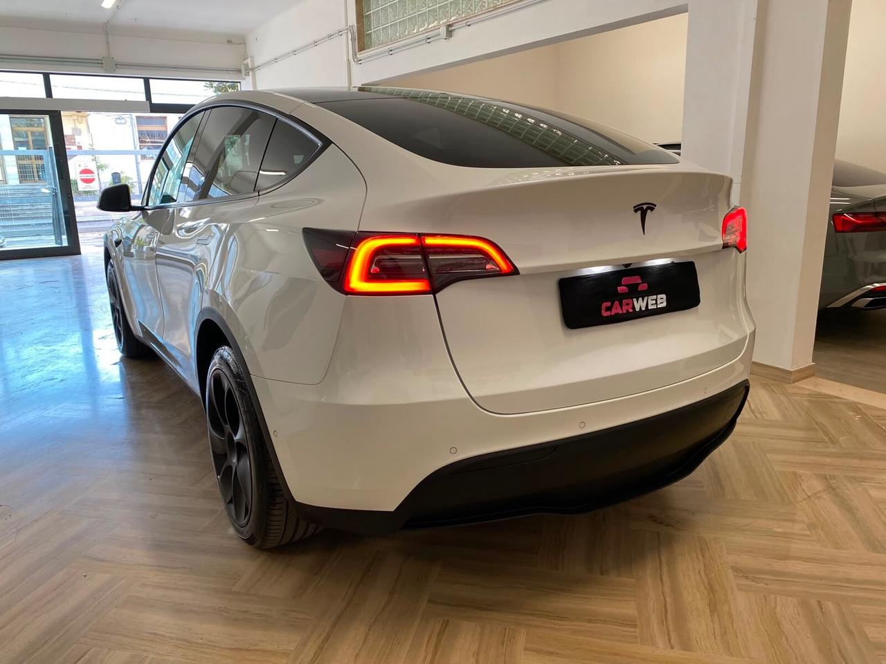 TESLA MODEL Y Dual Motor LONG RANGE AWD 2022