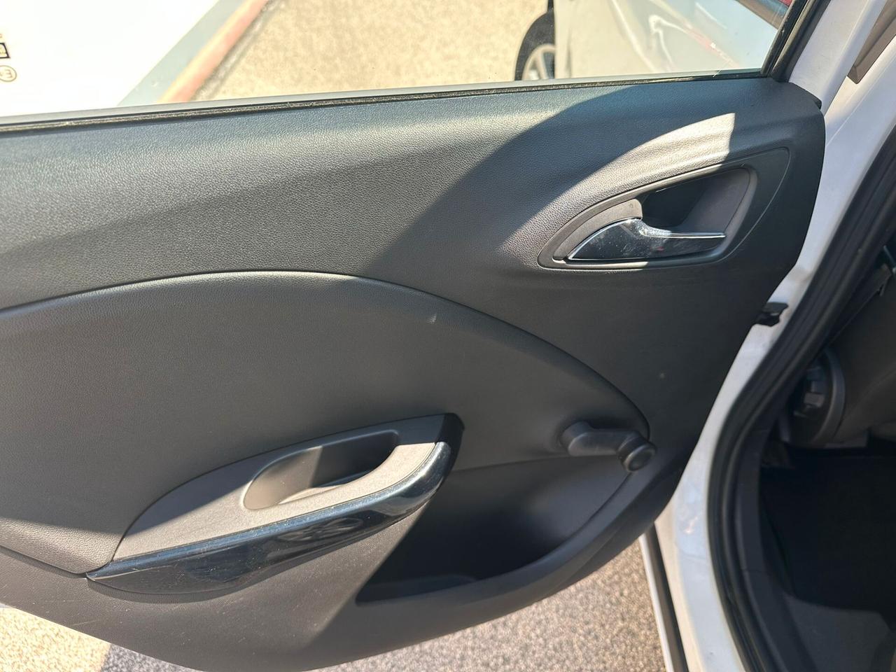 Opel Corsa 1.4 90CV GPL Tech 5 porte n-Joy