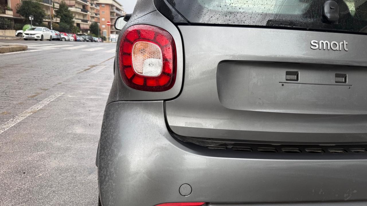 Smart ForTwo 90 0.9 Turbo BRABUS Style LED NAVI PELLE JBL CERCHI 17 SEDILI RISCALDATI PDC