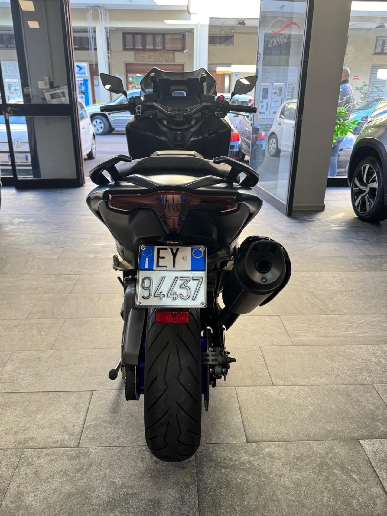 YAMAHA T-MAX 560 2022 FINANZIABILE